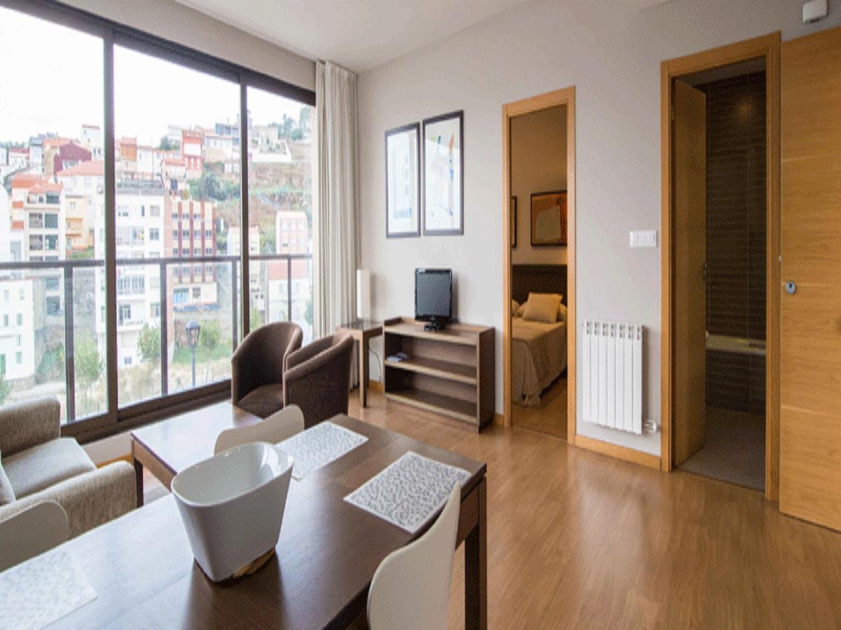 Apartamentos Turisticos Playa De Osmo Corme Экстерьер фото